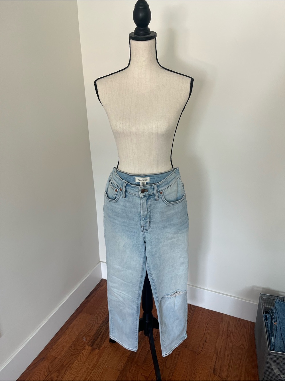 Madewell Light Blue Mid-Rise Classic Straight-Leg Jeans